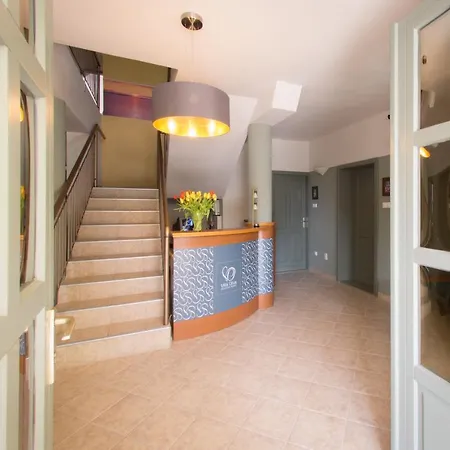 Oliva Boutique Hotel *
